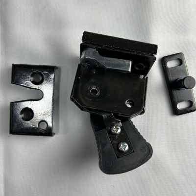 CHAPA CABINA PUERTA OPERADOR NPR/NKR