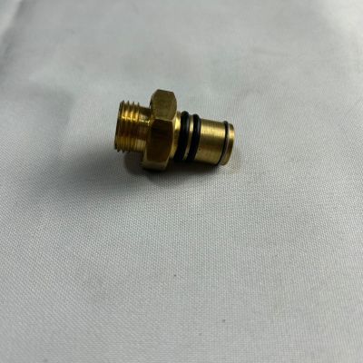 RACOR SALIDA VALVULA CUATRO VIAS