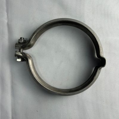 ABRAZADERA ESCAPE 128 MM