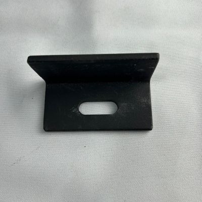 PLATINA FIJACION BRAZO TENSOR PUERTA DE EMERGENCIA